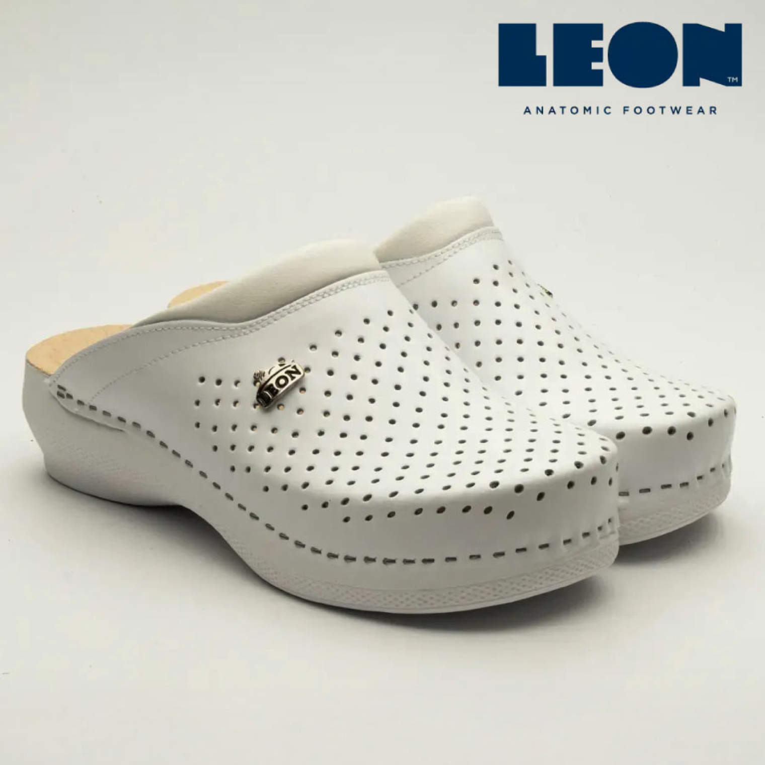 Анатомічні тапочки-сабо Leon PU100 (білі)