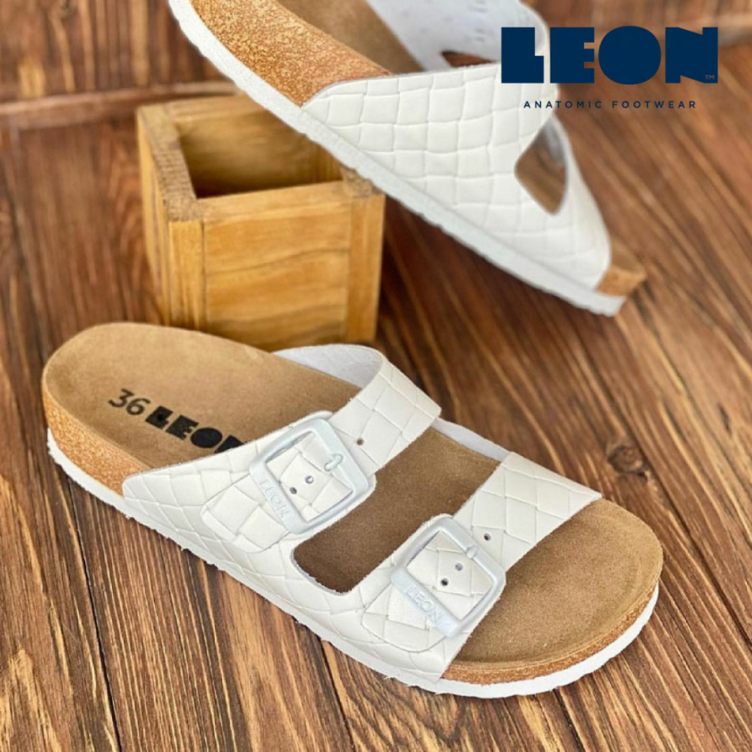 Шльопанці Анатомічні жіночі Leon 4010