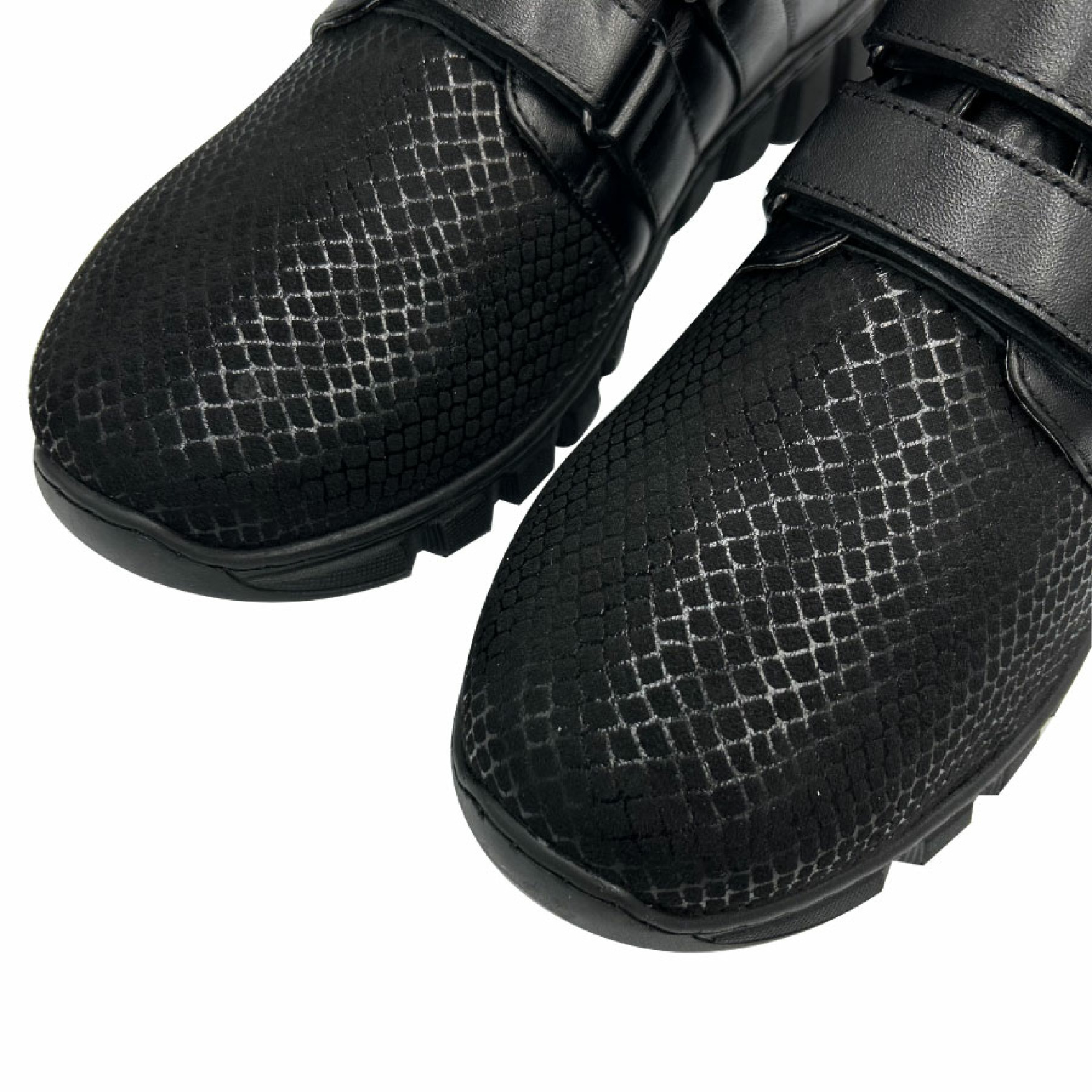 <span data-mce-style="color: rgb(230, 126, 35);" style="color: rgb(230, 126, 35);">МЯГКИЙ НОСОК</span>