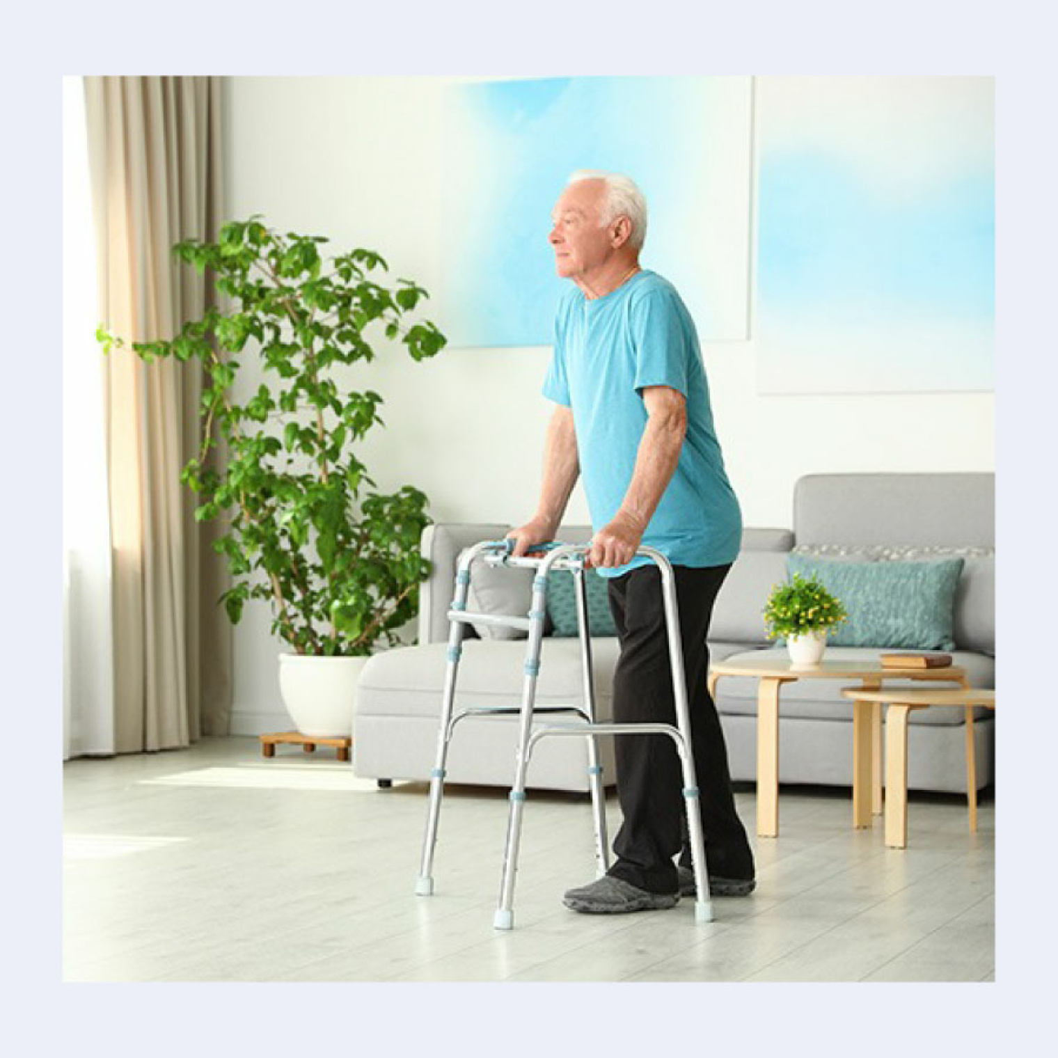 <span data-mce-style="color: rgb(0, 0, 0);" style="color: rgb(0, 0, 0);">Ходунки для взрослых позволяют:</span>