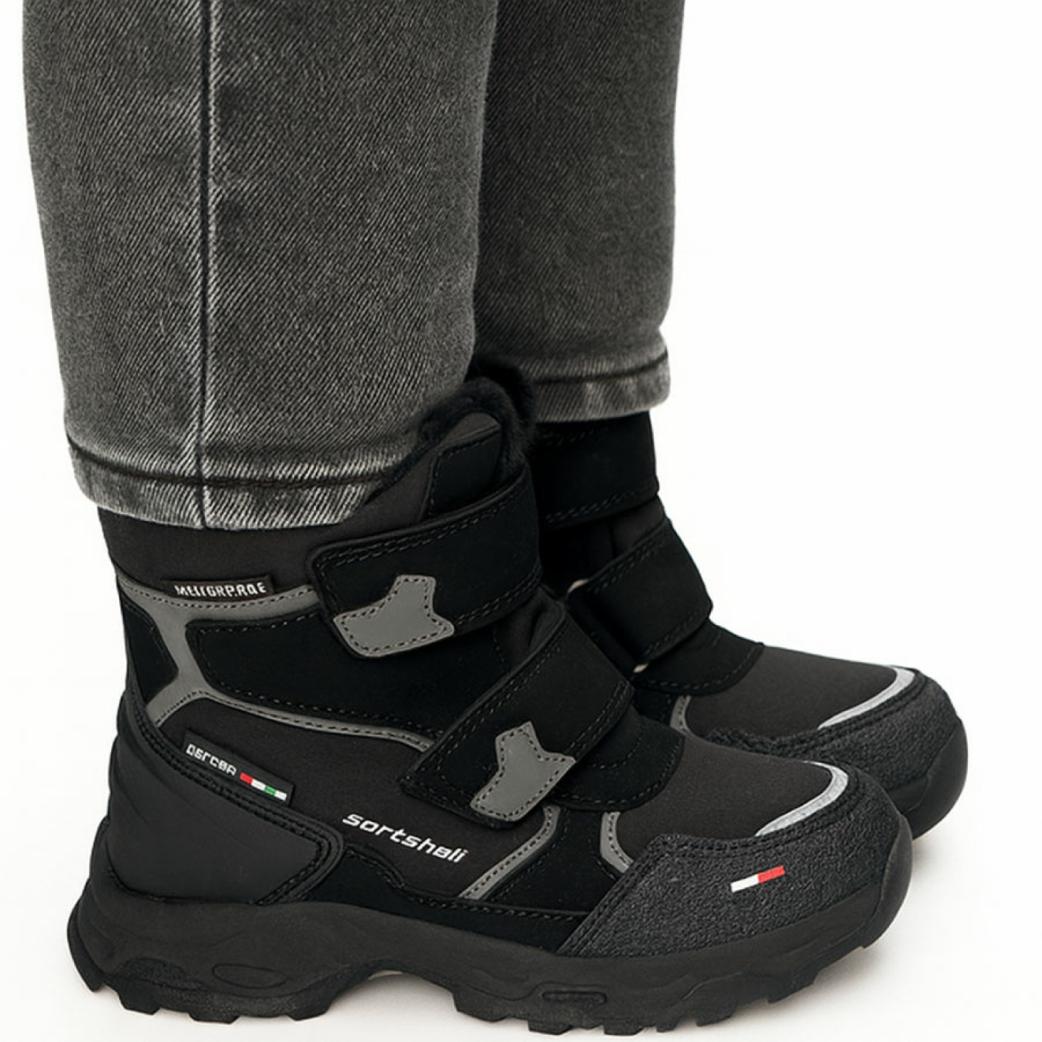 <span data-mce-style="color: rgb(0, 0, 0);" style="color: rgb(0, 0, 0);">Переваги черевик</span>