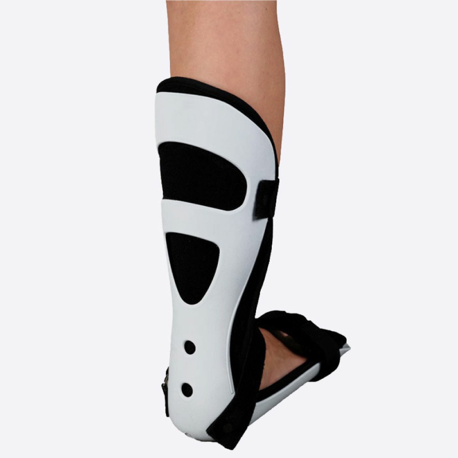 <span data-mce-style="color: rgb(0, 0, 0);" style="color: rgb(0, 0, 0);">Бандаж деротационный сапожок Ortomedica SG 028 OPC</span>