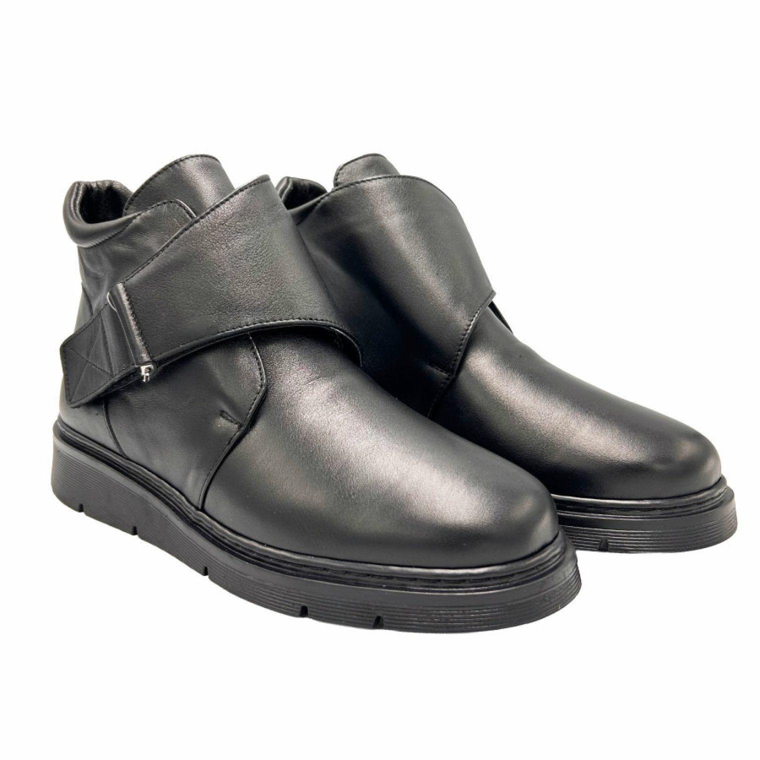 <span data-mce-style="color: rgb(0, 0, 0);" style="color: rgb(0, 0, 0);">Анатомічні жіночі черевики Softmode 16231(H-збільшена повнота)</span>