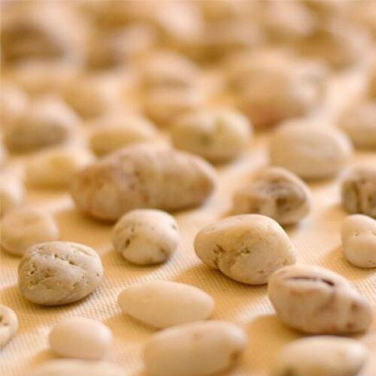 Массажный коврик «Натуральная галька» диаметром 44 см