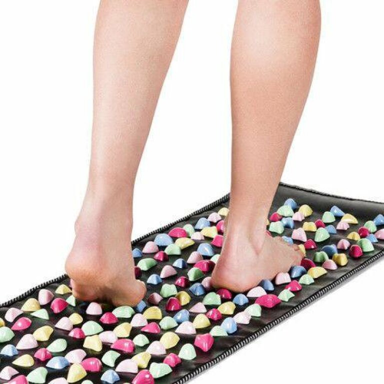 Массажный коврик для ног 175*35 QMED КМ-21