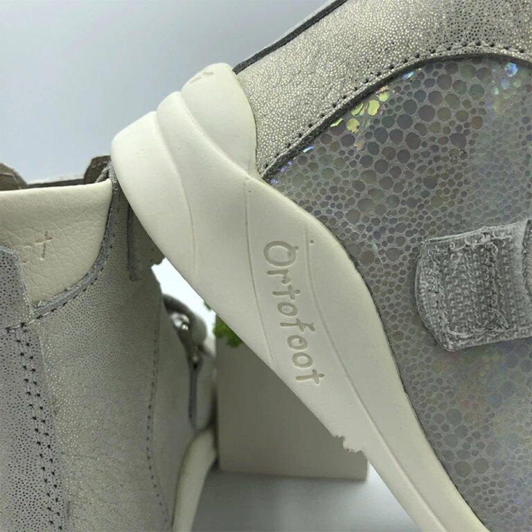 Лікувальні ортопедичні босоніжки Ortofoot 121 Active L сріблясті