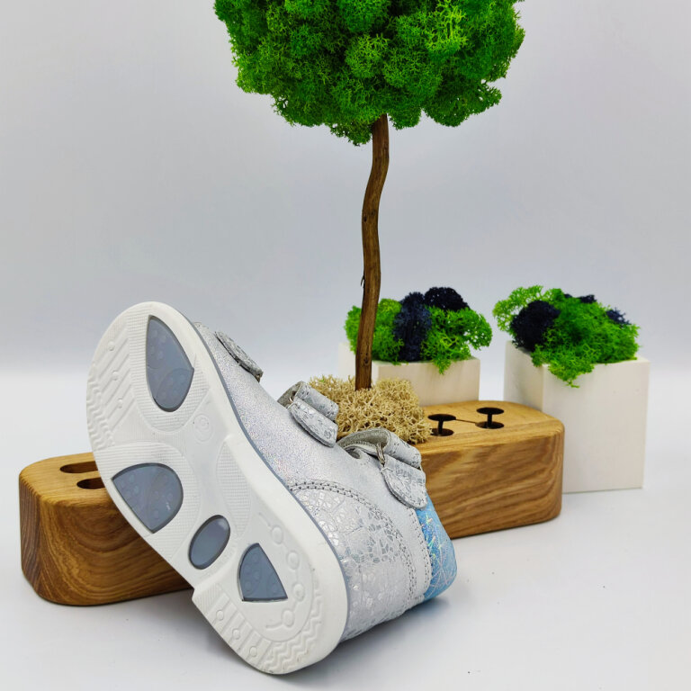 Дитячі Анатомічні босоніжки Ortomedica 141-03 анатомічні, срібло