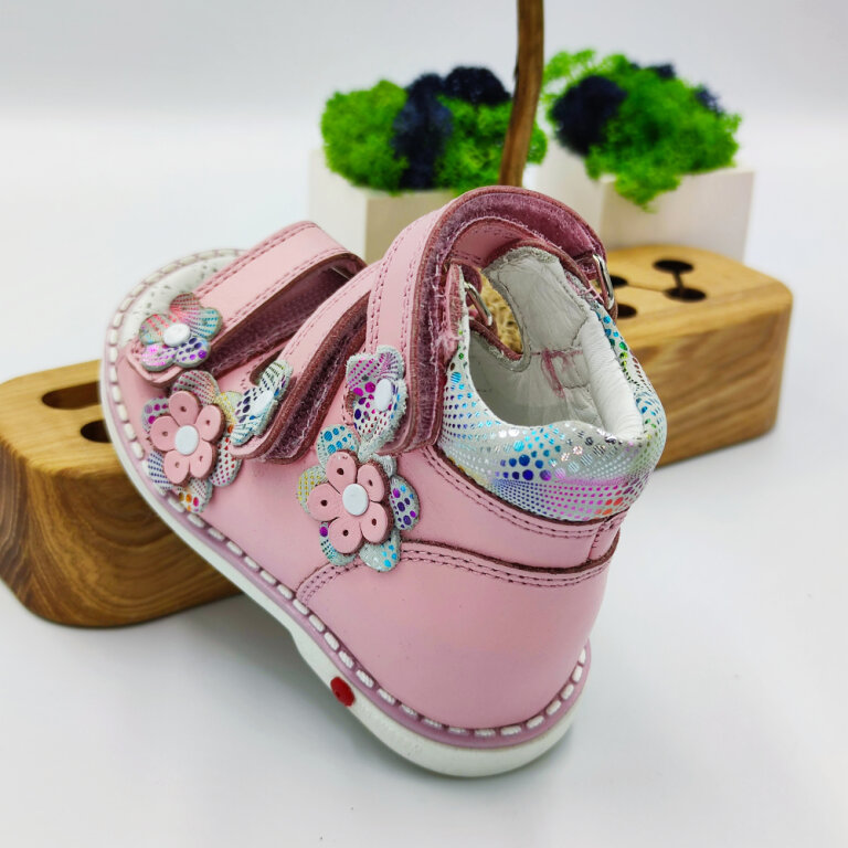 Босоножки Анатомические детские Ortomedica 230-01 анатомические, розовые