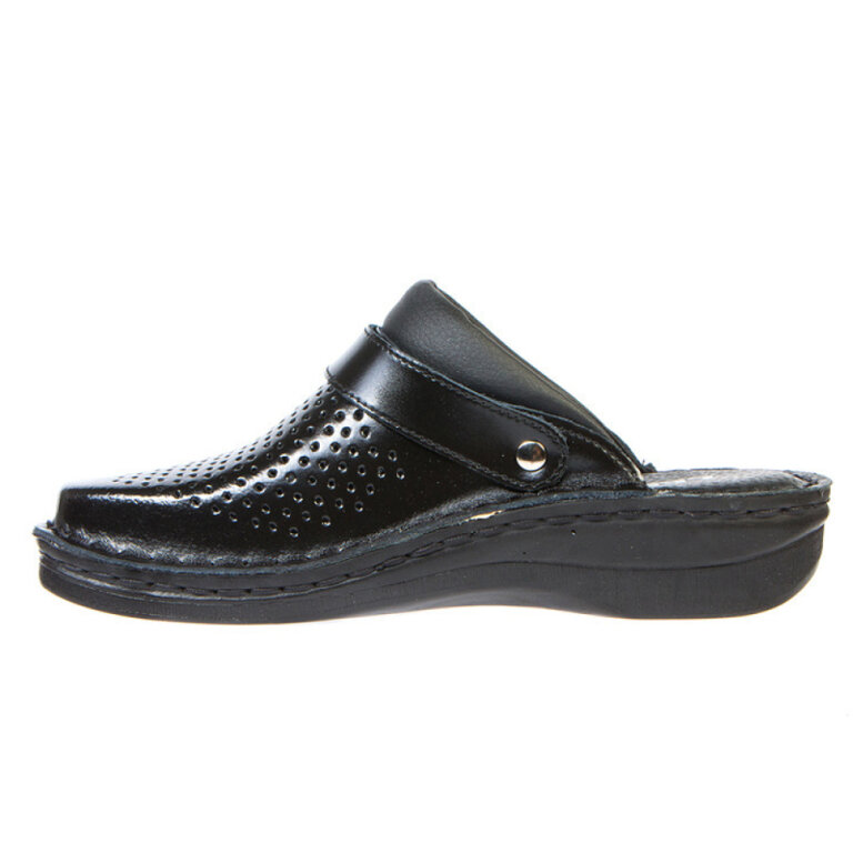 Анатомічні тапочки-сабо Leon V202 чорні