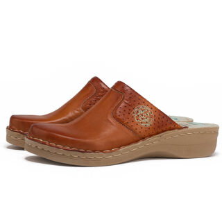Анатомічні тапочки-сабо Leon 360 коричневі