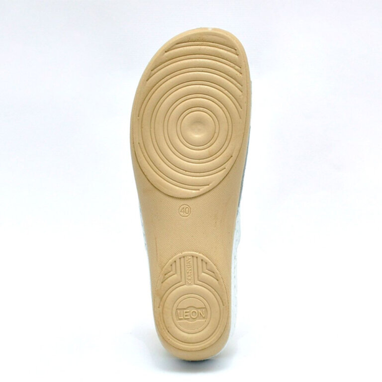 Анатомічні босоніжки-сабо Leon 909 сріблясті