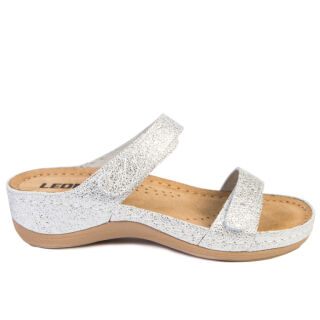 Анатомічні босоніжки-сабо Leon 919 сріблясті
