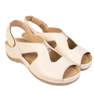 Анатомічні босоніжки Leon 924 бежеві