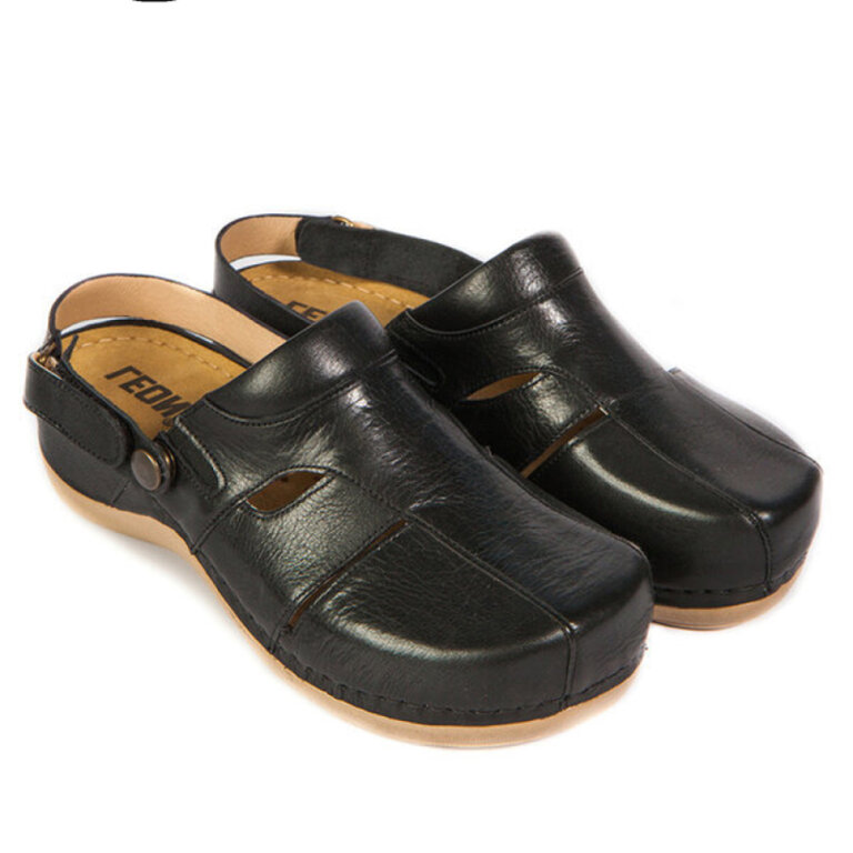 Анатомічні тапочки-сабо Leon 926 чорні