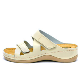 Анатомічні тапочки-сабо Leon 906 бежеві