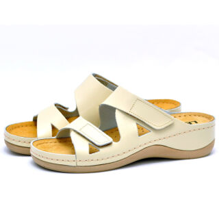 Анатомічні тапочки-сабо Leon 906 бежеві