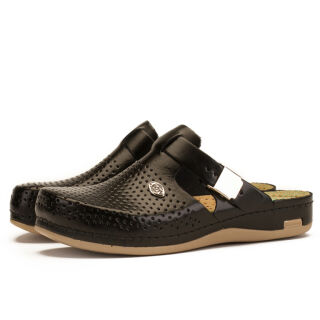 Анатомічні тапочки-сабо Leon 950 чорні