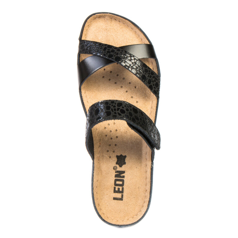 Анатомічні босоніжки-сабо Leon 957 чорні