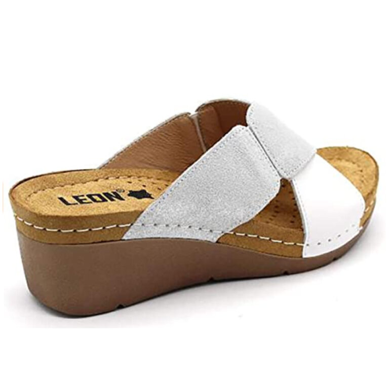 Анатомічні тапочки-сабо Leon 1008 білі