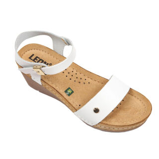 Анатомічні босоніжки Leon 1015 білі