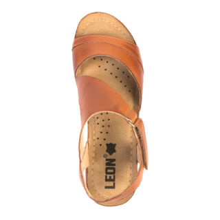 Анатомічні босоніжки Leon 1021 коричневі