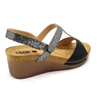 Анатомічні босоніжки Leon 1061 чорні з камінням