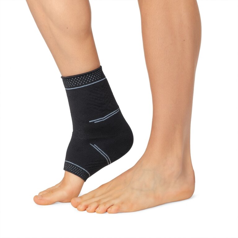 Бандаж на ногу Aurafix 409 при разрыве ахиллова сухожилия