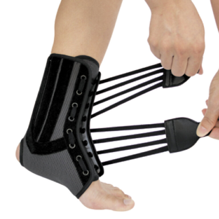 Бандаж на гомілковостопний суглоб зі спіральними ребрами жорсткості Ortop WH-917