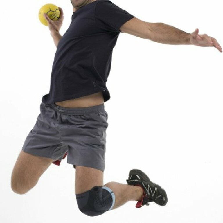 Еластичний бандаж Thuasne Genuextrem 2321 з бічними підсилювачами