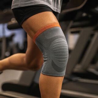 Эластичный бандаж на колено Thuasne 0354 (Тюан 0354), наколенник при повреждении связок, при при болях в коленях, спортивный бандаж для бега, с ребрами жесткости