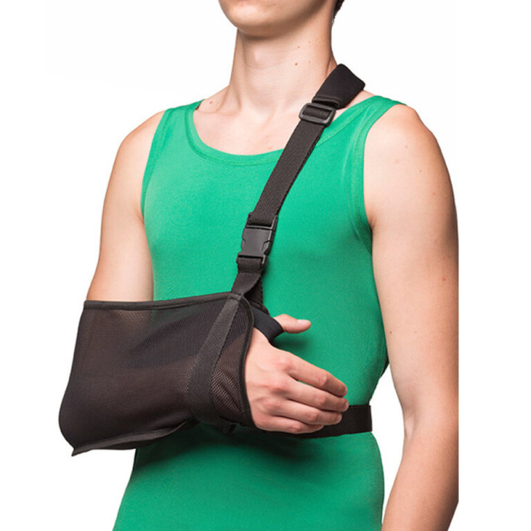 Бандаж для руки підтримуючий з додатковою фіксацією Med Textile чорний