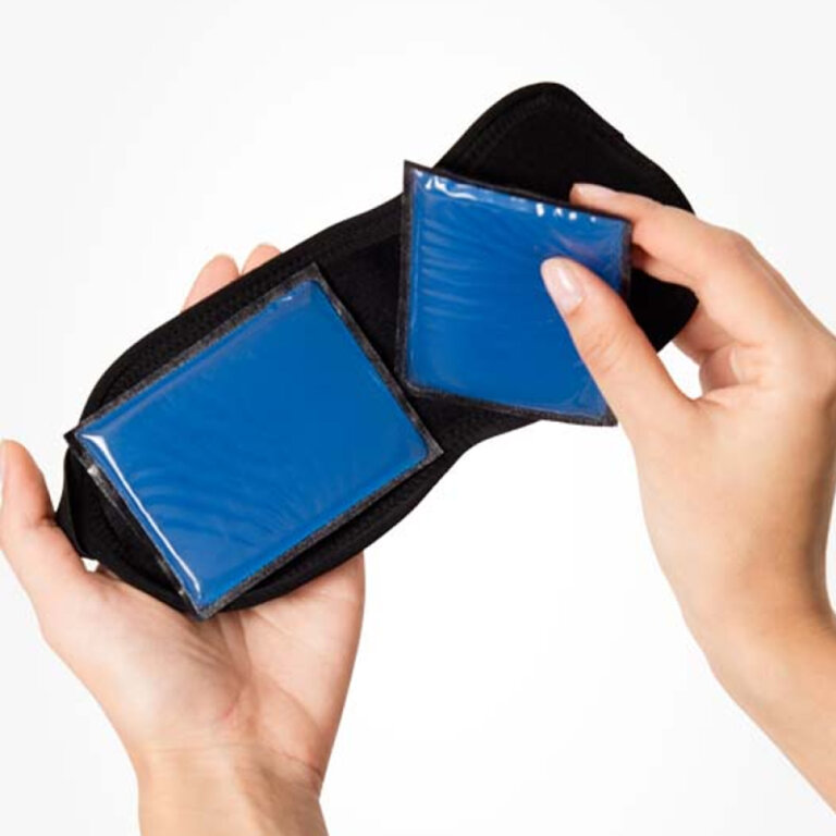 Післяопераційна маска для очей з гелем Aurafix 975