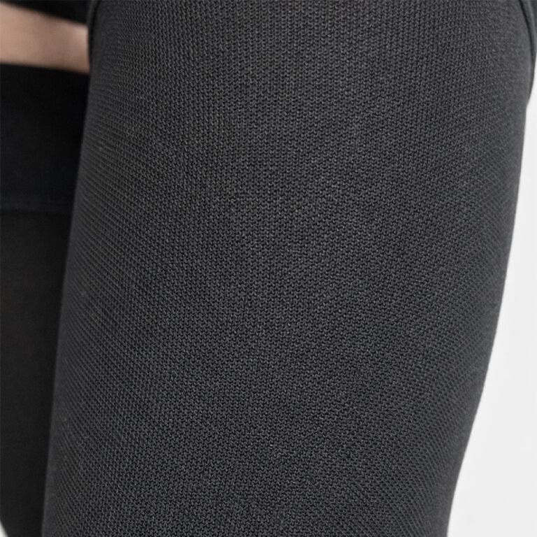 Компресійні панчохи 1 клас (18-21 mmHg) Aurafix AV-103 з закритим носком, чорні