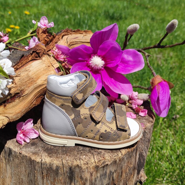 Дитячі Анатомічні босоніжки Ortomedica 1038-06 коричневий камуфляж