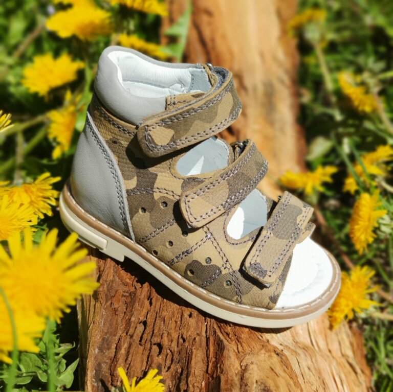 Дитячі Анатомічні босоніжки Ortomedica 1038-06 коричневий камуфляж