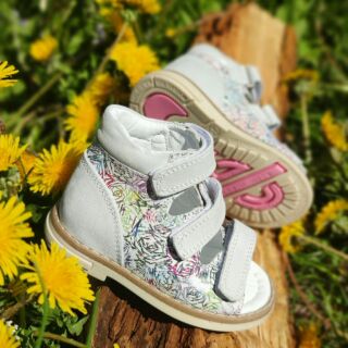 Дитячі Анатомічні босоніжки Ortomedica 1039-03 срібні