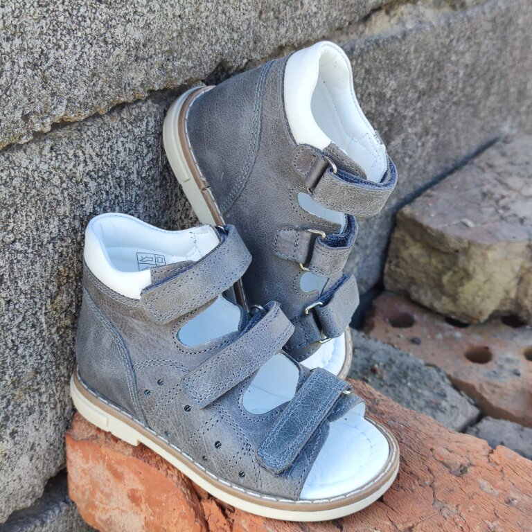 Дитячі Анатомічні босоніжки Ortomedica 1032-03 сірі