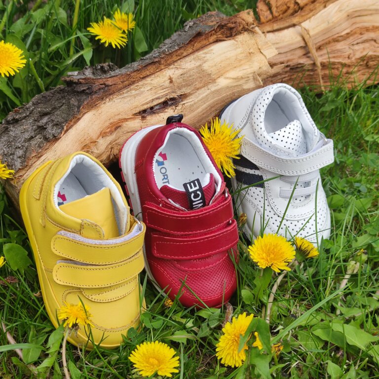 Дитячі Анатомічні кросівки Ortomedica OSC-105 жовті