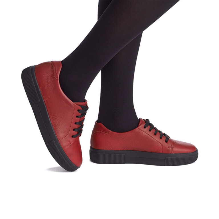 Жіночі кросівки BERKEMANN Kiera 05410-red brick