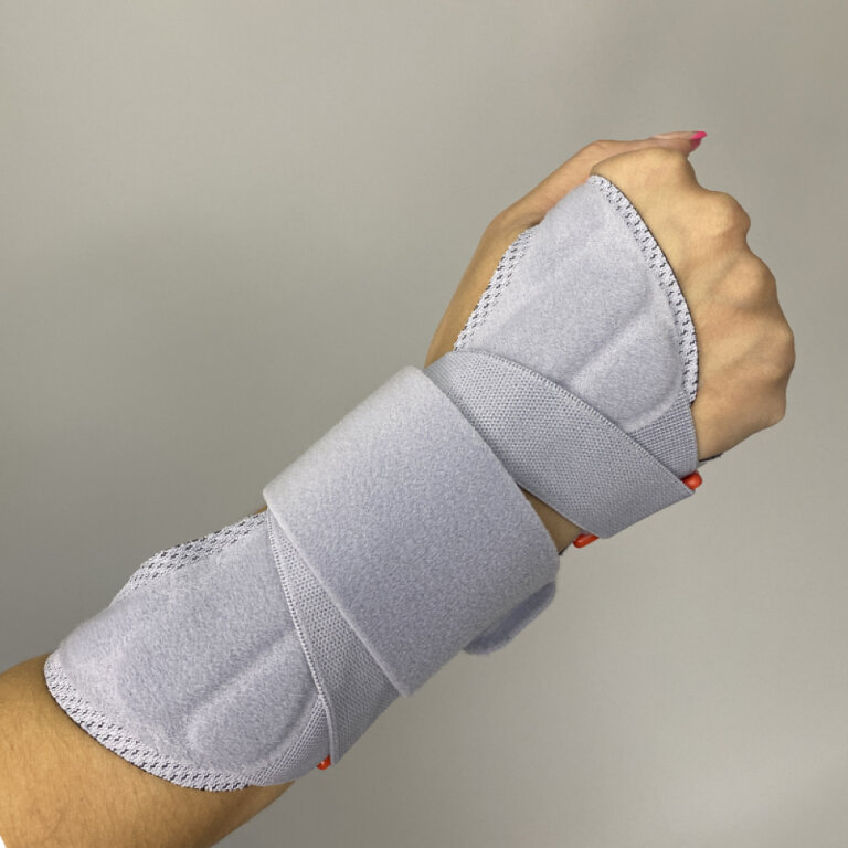 Ортез на лучезапястный сустав Sporlastic 07642 с металлической шиной