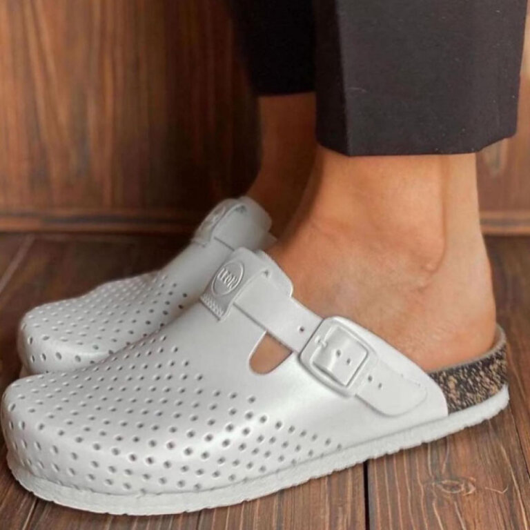 Анатомічні тапочки-сабо Leon 4250 білі