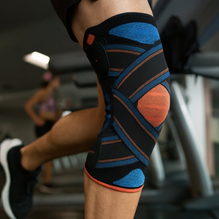 Бандаж на коліно при меніску Thuasne 0270 (Тюан 0270), компресійний наколінник при розриві зв'язок, при вивихах та підвивихах, фіксатор для колінного суглоба