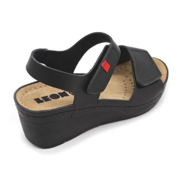 Босоножки женские Leon 1080 черные