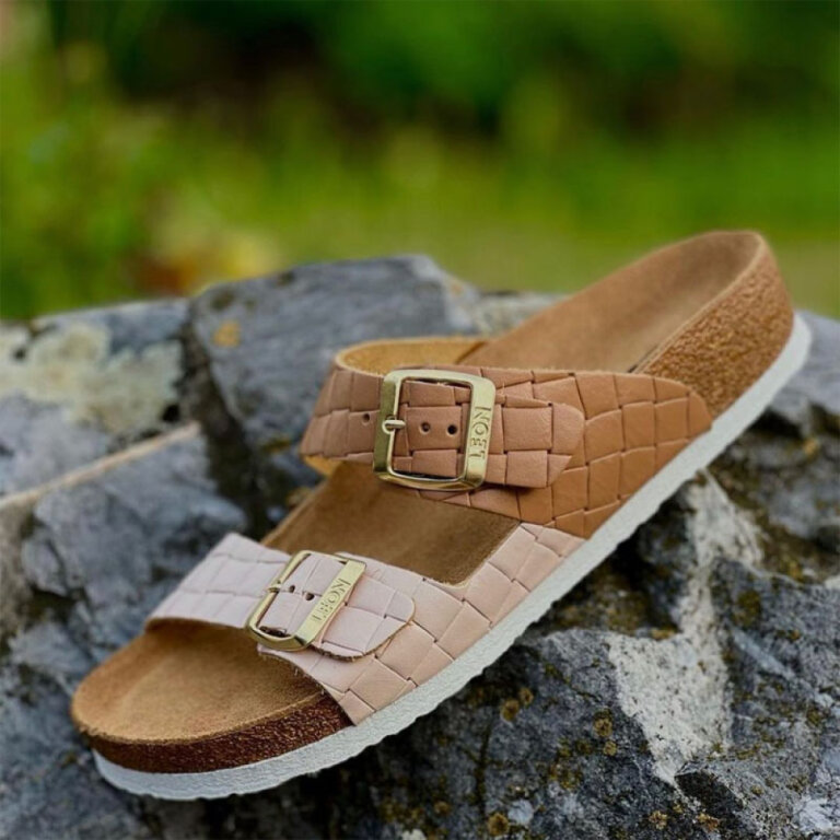 Шлепанцы женские Leon 4011 коричнево-пудровый