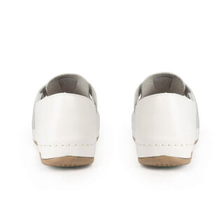 Сабо женские кожаные Leon 959 закрытые, белые