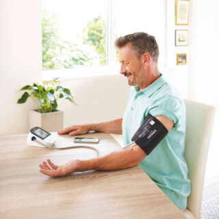 Тонометр автоматичний Omron М4 Intelli IT НЕМ-7155T-EВК