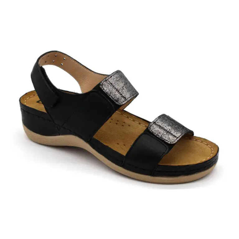 Босоножки женские Leon 945 черные