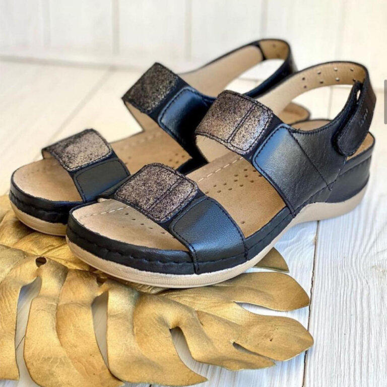 Босоножки женские Leon 945 черные