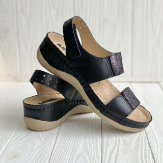 Босоножки женские Leon 945 черные