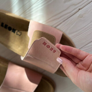 Шльопанці жіночі Leon 4022 рожеві